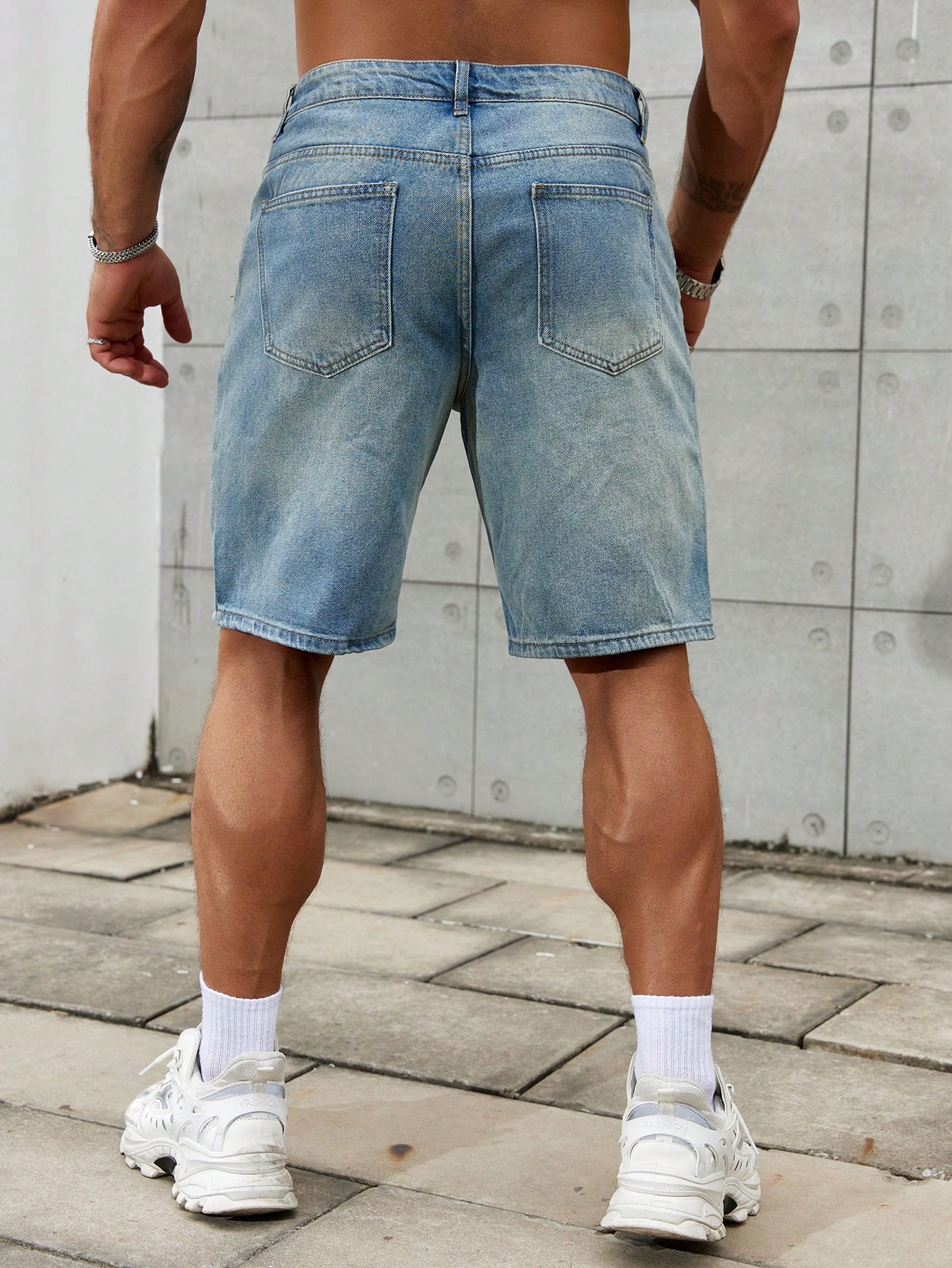 Jeans corti strappati da uomo  - Brand Of Streetwear recensione e prezzo