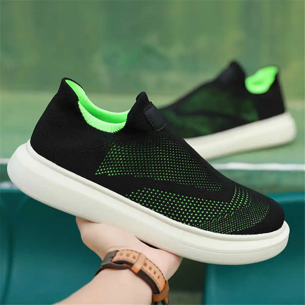 Calze con plateau scarpe marro - Streetwear Brand Canada recensione e prezzo