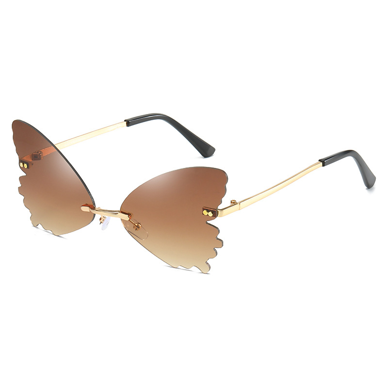 Occhiali da sole vintage a for - Streetwear Brand With Butterfly recensione e prezzo